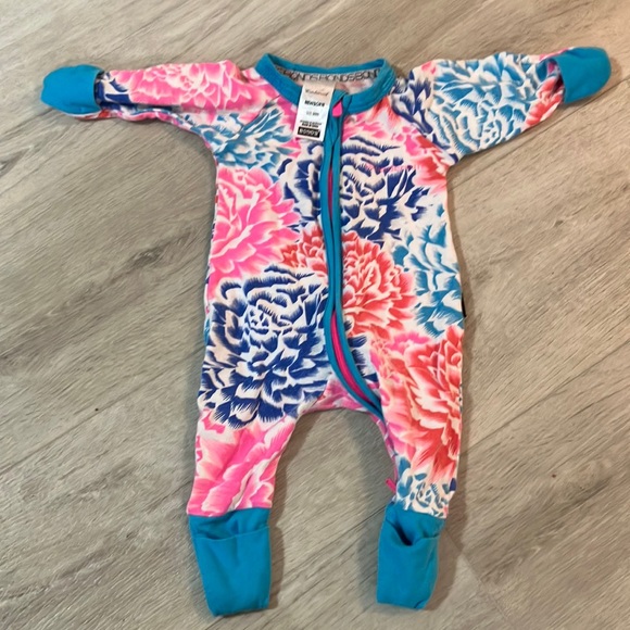 Bonds Newborn Wondersuit . Size 0000 . - Picture 1 of 5